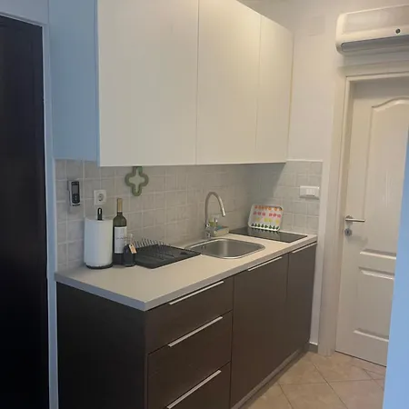 Sunny Day ماندري